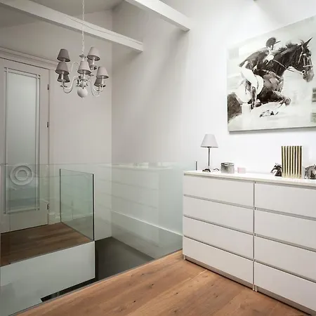 Luxury In Old City